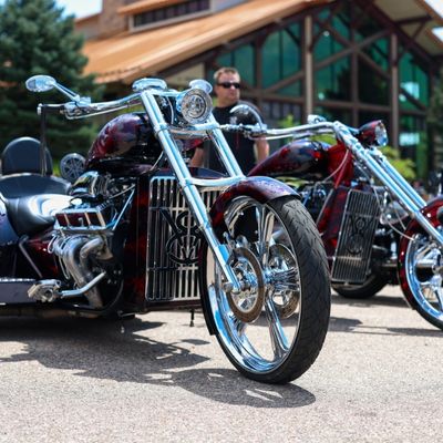 Hot Rods & Hawgs Event